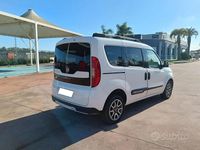 Usata Fiat Doblò Trekking 120 CV (88 kW) 2018 Bianco Monovolume