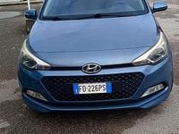 Usata Hyundai i20 90 CV (66 kW) 2016 Grigio Berlina