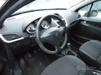 Usata Peugeot 207 73 CV (53 kW) 2009 Nero Berlina
