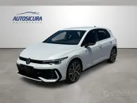 Nuova VW Golf VIII R-line Plus 150 CV (110 kW) 2026 Grigio Berlina
