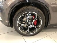 Nuova Alfa Romeo Stelvio Veloce 209 CV (153 kW) 2025 Grigio vesuvio SUV