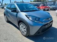 Nuova Toyota Aygo X Active 72 CV (52 kW) 2025 Grigio SUV
