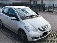 Usata Mercedes A180 Elegance 116 CV (85 kW) 2010 Bianco