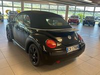 Usata VW New Beetle Cabriolet 102 CV (75 kW) 2003 Nero Cabrio
