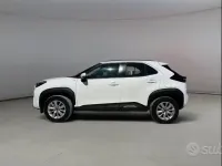 Usata Toyota Yaris Cross Active 116 CV (85 kW) 2025 Bianco SUV