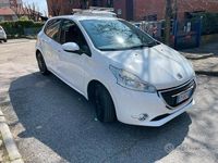 Usata Peugeot 208 68 CV (50 kW) 2013 Utilitaria
