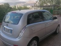 Usata Lancia Ypsilon 69 CV (50 kW) 2012 Grigio Utilitaria