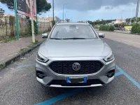 Usata MG ZS Luxury 111 CV (81 kW) 2024 Argento SUV
