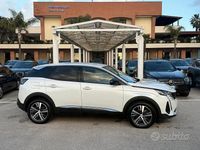 Usata Peugeot 3008 Allure 131 CV (96 kW) 2022 Bianco SUV
