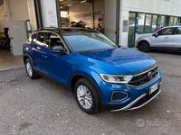 Usata VW T-Roc Style 110 CV (80 kW) 2023 Blu/azzurro SUV