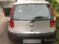 Usata Fiat Punto 60 CV (44 kW) 2006 Grigio Utilitaria