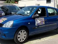 Usata Renault Clio 58 CV (42 kW) 2009 Bluazzurro Utilitaria