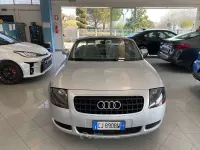 Usata Audi TT Roadster 179 CV (131 kW) 2003 Argento Cabrio