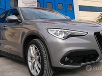 Usata Alfa Romeo Stelvio Executive 210 CV (154 kW) 2018 Grigio SUV