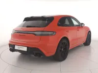 Usata Porsche Macan 441 CV (324 kW) 2022 Colore su campione solido SUV