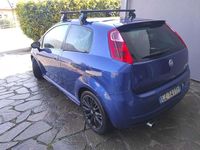 Usata Fiat Grande Punto Sport 131 CV (96 kW) 2006 Blu/azzurro Utilitaria