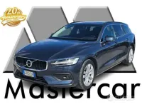 Usata Volvo V60 Business Edition 197 CV (144 kW) 2021 Nero Station wagon
