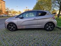 Usata Peugeot 208 Allure 114 CV (83 kW) 2013 Utilitaria