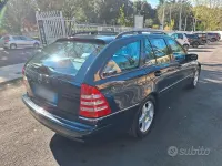 Usata Mercedes C270 Avantgarde 170 CV (125 kW) 2001 Blu Berlina