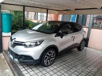 Usata Renault Captur 110 CV (80 kW) 2017 Grigio SUV