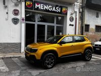 Nuova Jeep Avenger Longitude 110 CV (80 kW) 2025 Giallo SUV