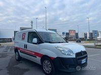Occasion Fiat Doblò 120 ch (88 kW) 2012 Blanc Monospace