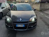 Usata Renault Laguna III Initiale 150 CV (110 kW) 2013 Verde Station wagon