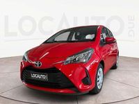 Usata Toyota Yaris Active 72 CV (52 kW) 2018 Rosso Berlina