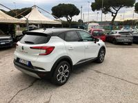 Usata Renault Captur Intens 101 CV (74 kW) 2022 Bianco SUV