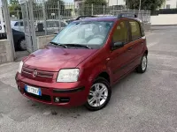 Usata Fiat Panda Emotion 69 CV (50 kW) 2005 Rosso Utilitaria