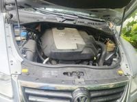 Usata VW Touareg 174 CV (127 kW) 2007 Grigio SUV