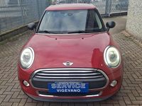 Usata Mini ONE 102 CV (75 kW) 2016 Rosso Utilitaria
