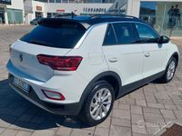 Usata VW T-Roc 116 CV (85 kW) 2024 Bianco SUV