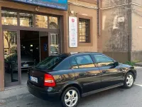 Usata Opel Astra 101 CV (74 kW) 2000 Nero Berlina