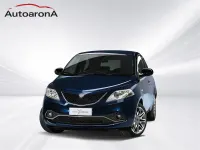 Usata Lancia Ypsilon 69 CV (50 kW) 2016 Grigio argento met. Utilitaria
