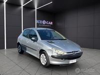 Usata Peugeot 206 68 CV (50 kW) 2003 Grigio Berlina