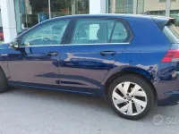 Usata VW Golf VII 150 CV (110 kW) 2021 Bluazzurro Utilitaria