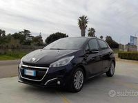 Usata Peugeot 208 Active 75 CV (55 kW) 2018 Nero Utilitaria