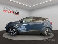 Usata Renault Captur Techno 160 CV (117 kW) 2022 Blu/azzurro SUV