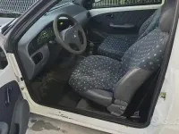 Usata Fiat Strada 63 CV (46 kW) 2001 Bianco Pick-up