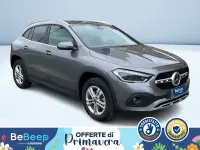 Käytetty Mercedes GLA200 150 HP (110 kW) 2023 Harmaa Katumaasturi
