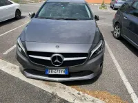 Usata Mercedes A180 Business 109 CV (80 kW) 2018 Grigio Berlina