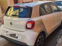 Usata Smart ForFour 75 CV (55 kW) 2016 Utilitaria