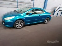 Usata Peugeot 307 CC 136 CV (100 kW) 2006 Nero Cabrio