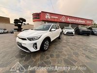 Usata Kia Stonic Style 84 CV (61 kW) 2022 Bianco SUV