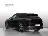 Usata Porsche Cayenne 2025 0e nero cromite metallizzato SUV