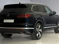 Usata VW Touareg Elegance 286 CV (210 kW) 2022 Blu/azzurro SUV