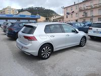 Usata VW Golf VIII Active 116 CV (85 kW) 2021 Grigio Berlina