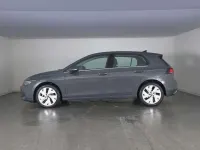 Usata VW Golf VIII Style 150 CV (110 kW) 2025 Dolphin grey metallizzato Berlina