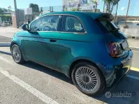 Usata Fiat 500e 42 kW (58 CV) 2023 Verde Berlina